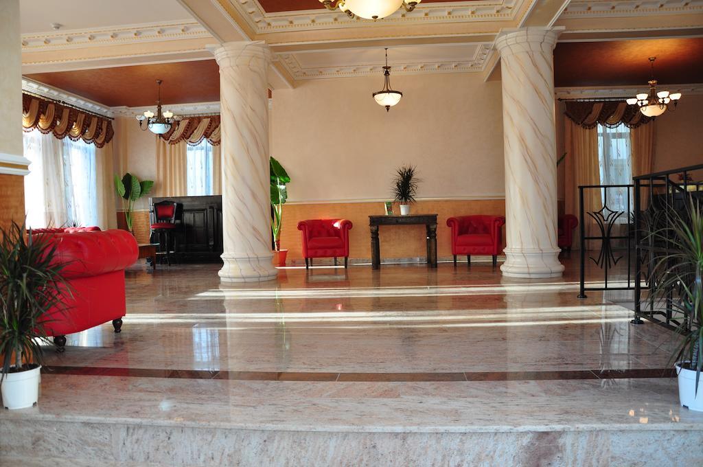Vigo Grand Hotel Ploiesti Exterior photo