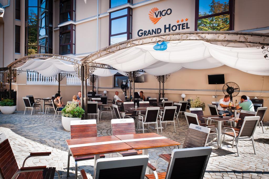 Vigo Grand Hotel Ploiesti Exterior photo